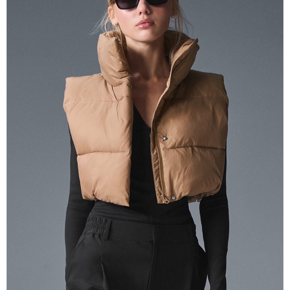 ALO Yoga Tan Puffer Vest